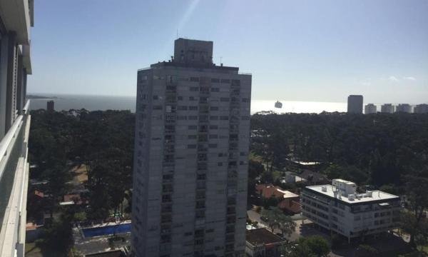 Cómodo Monoambiente-Piso alto/Bellagio Tower