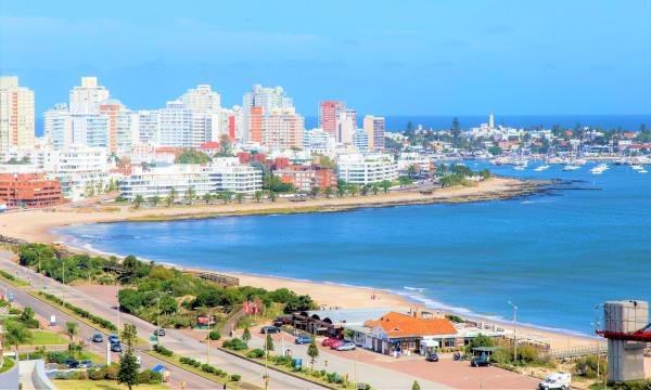 Espléndido apartamento de 2 Domitorios. Seasons Tower