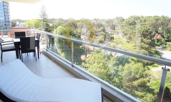 Apartamento Deluxe,. 2 dormitorios, Be Punta