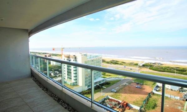 Espectacular apartamento, 2 Suites. Look Brava