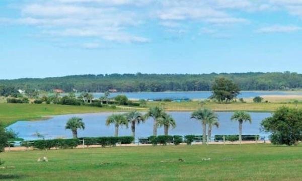 Oportunidad Terreno/Laguna Estates