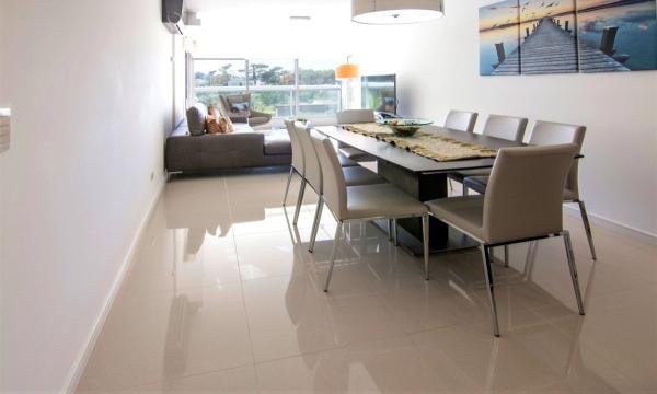 Deluxe 2 dormitorios y dep. Look Brava