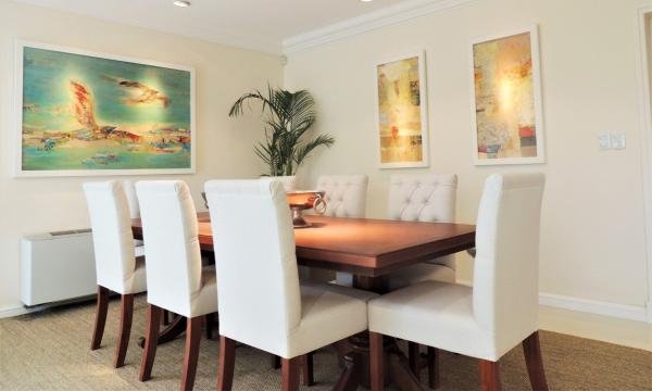 Elegante Casa 4 Dormitorios y Dep