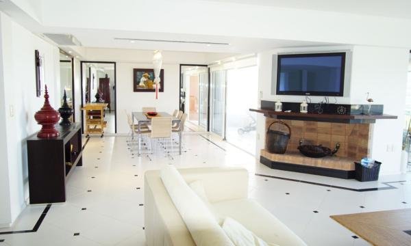 Espléndido Apto de 3 Suites y dep. Aguas Azules