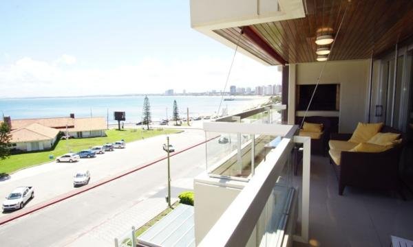 Excelente Apto de 3 Dorm y Dep. El Torreón