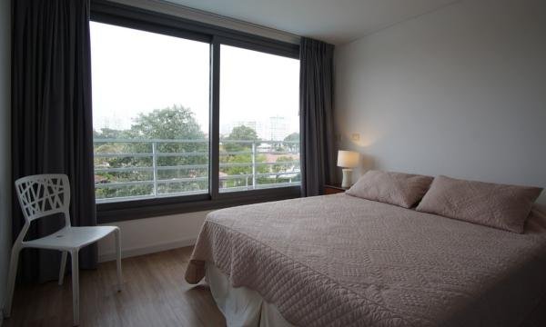 Moderno apartamento 2 dormitorios en suite, Punta del Este.