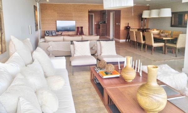 Apartamento, 3 dormitorios + dep, 1era línea de mar, Rincon del Indio, Punta del Este