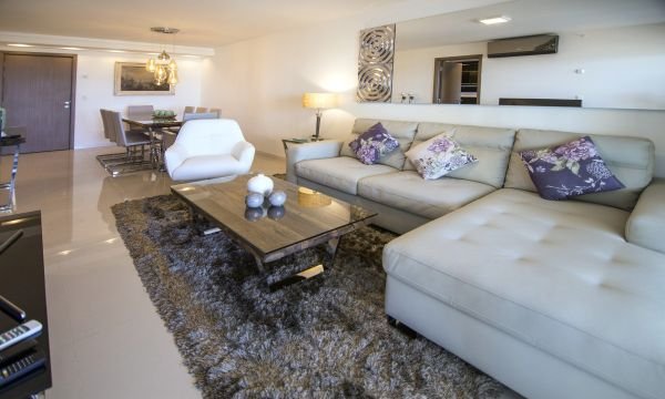 Espléndido apartamento, 3 Dormitorios y Dep.