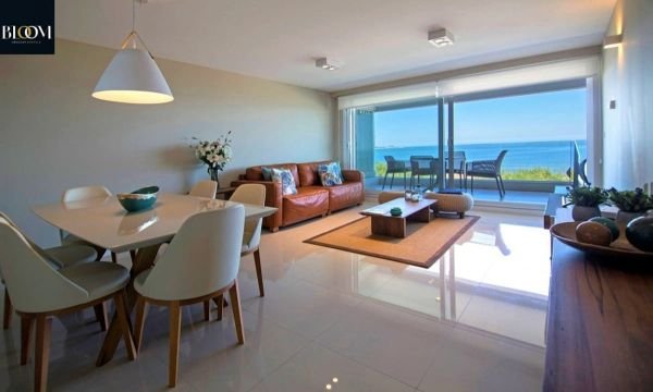 Espectacular Apartamento, 2 Dormitorios y Dep. Edificio Horizonte