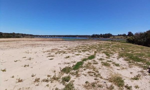 Laguna Estates, exclusivo lote sobre Laguna Blanca